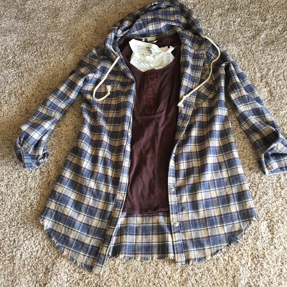 Gilded intent flannel tunic with hood NWOT
